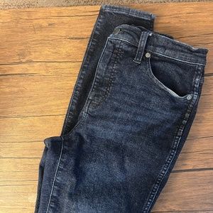 Madewell 10" High-Rise Skinny Jeans in Dalesford Wash